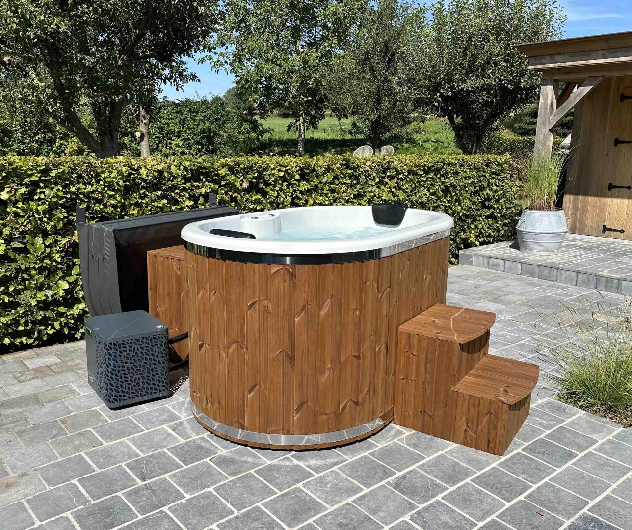 hottub materialen kunststof thermowood acryl glasvezel