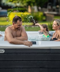 Wellis CityLine spas : jacuzzi's van top kwaliteit voor de beste prijs. 