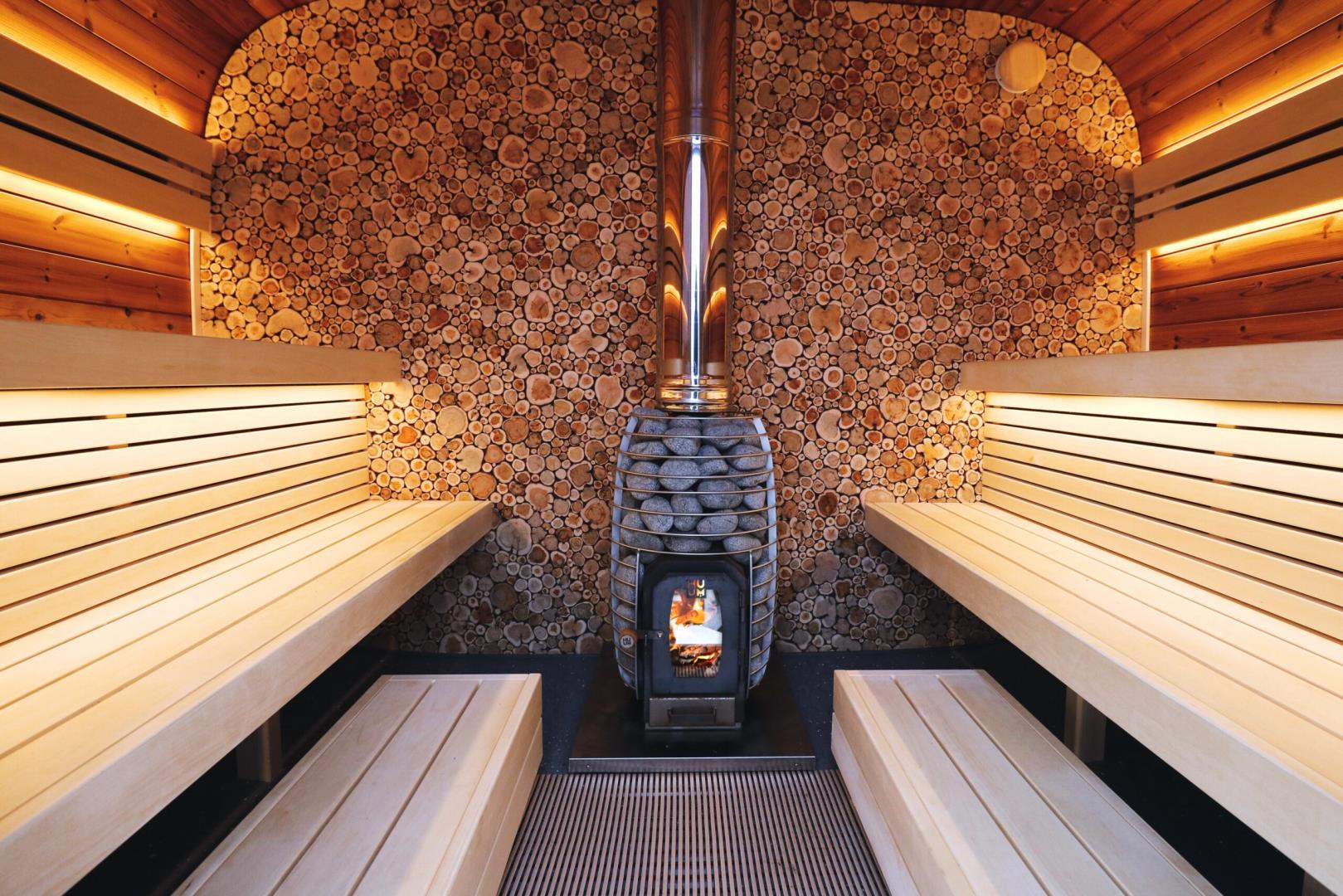 round cube interieur sauna