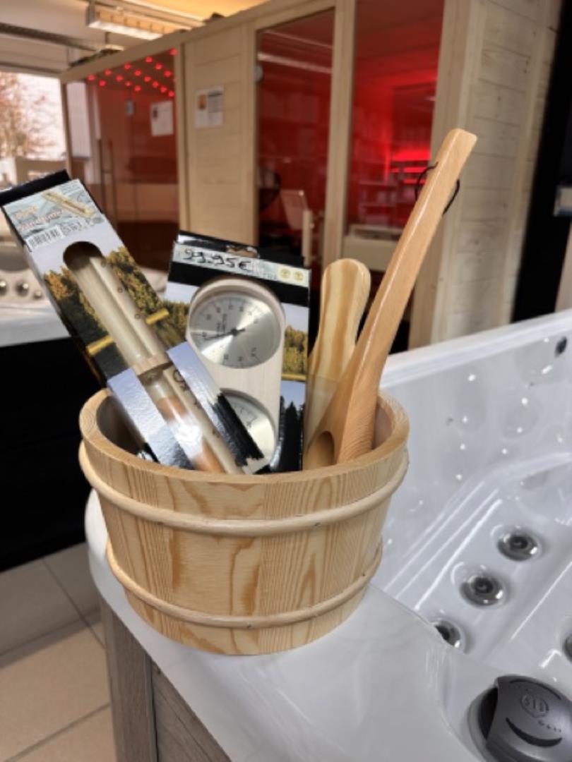 Sauna accessoires
